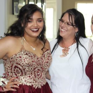 Meet your Posher, Stacy